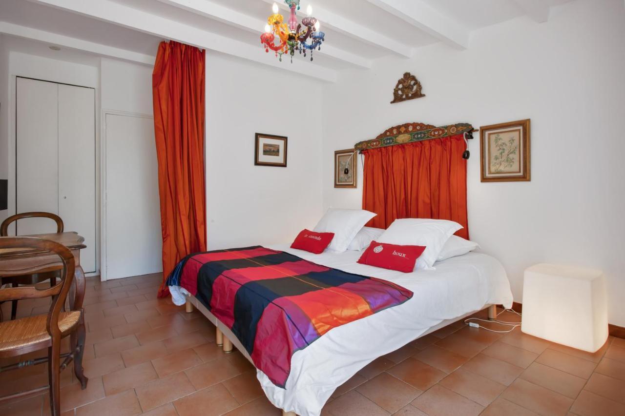 Chambre D'Hotes La Cascade Courmes Exterior photo