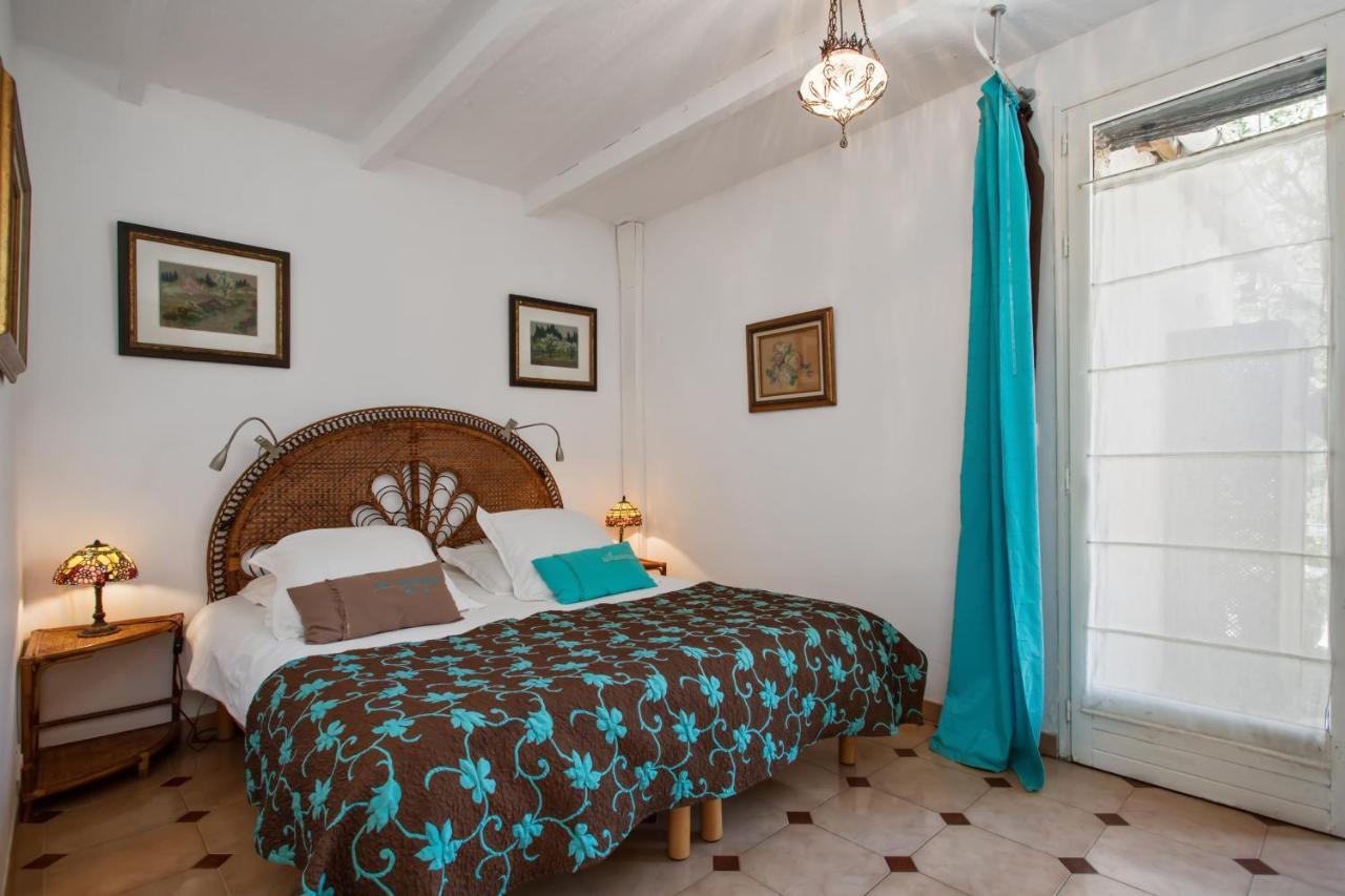 Chambre D'Hotes La Cascade Courmes Exterior photo
